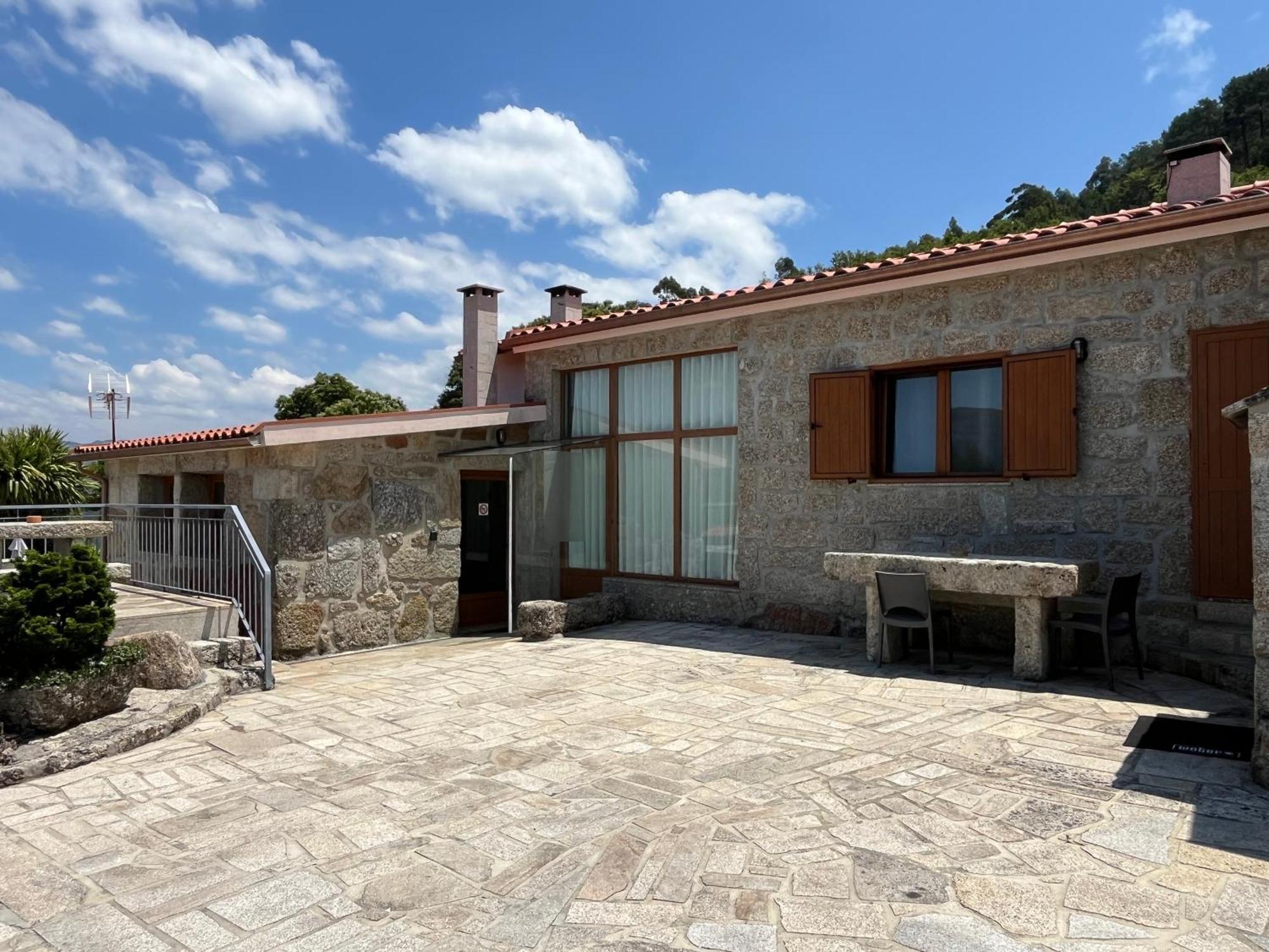Casa Da Lage - - Piscina Privada - Vistas Rio, Campo E Montanha Holiday home